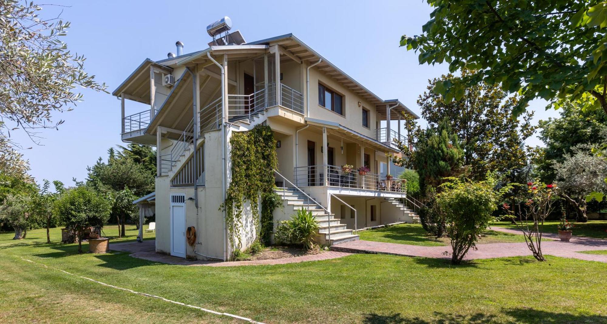 The Olympus Garden Beach House Litochoro Exterior photo